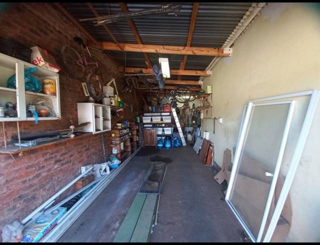 3 BEDROOM HOUSE FOR SALE IN BOOYSENS